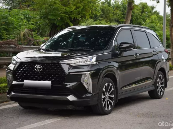 Toyota Veloz Cross CVT Top 2023 - Siêu lướt xe mới lăn bánh 8000 kilomet giá siêu tốt