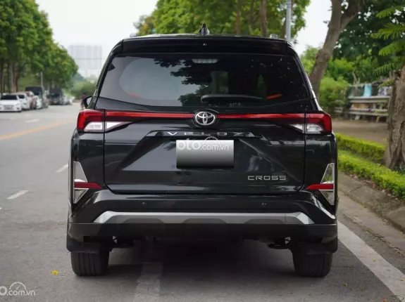 Toyota Veloz Cross CVT Top 2023 - Siêu lướt xe mới lăn bánh 8000 kilomet giá siêu tốt