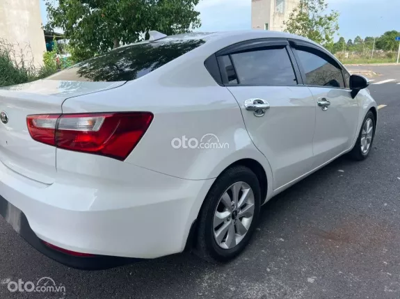 Kia Rio 1.4MT 2016 - Giá bán 268tr