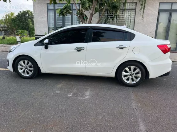 Kia Rio 1.4MT 2016 - Giá bán 268tr
