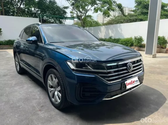 Volkswagen Touareg Luxury 2022 - Hiện đại, an toàn & bền bỉ