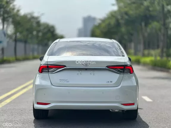 Toyota Corolla Altis 1.8 V 2022 - Giá Còn Cực Tốt