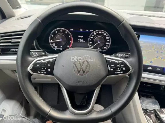 Volkswagen Touareg Luxury 2022 - Hiện đại, an toàn & bền bỉ