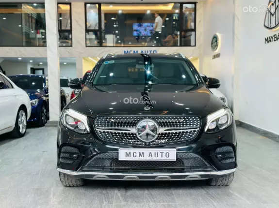 Mercedes-Benz GLC 300 4Matic 2018 - 1 tỷ 199 triệu