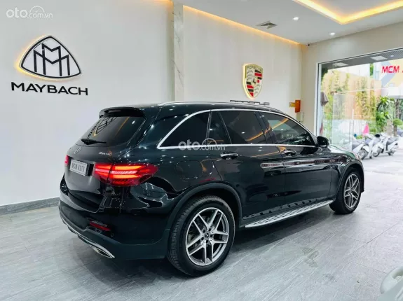 Mercedes-Benz GLC 300 4Matic 2018 - 1 tỷ 199 triệu