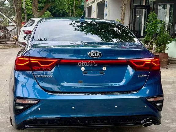 Kia Cerato 1.6 AT Luxury 2021 - 530 triệu