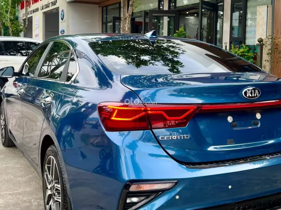 Kia Cerato 1.6 AT Luxury 2021 - 530 triệu
