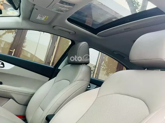Kia Cerato 1.6 AT Luxury 2021 - 530 triệu