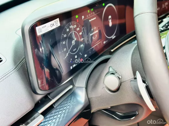 Kia Carnival 2.2D Signature 2022 - Nâng cấp: Ghế thương gia cao cấp có massage ghế, sưởi ghế, sàn gỗ, trần nỉ...