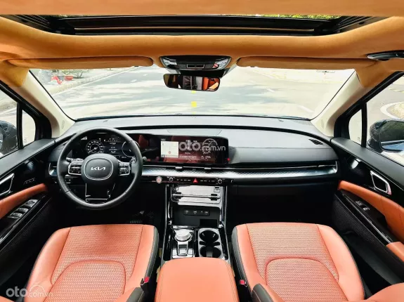 Kia Carnival 2.2D Signature 2022 - Nâng cấp: Ghế thương gia cao cấp có massage ghế, sưởi ghế, sàn gỗ, trần nỉ...