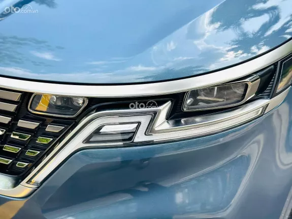 Kia Carnival 2.2D Signature 2022 - Nâng cấp: Ghế thương gia cao cấp có massage ghế, sưởi ghế, sàn gỗ, trần nỉ...