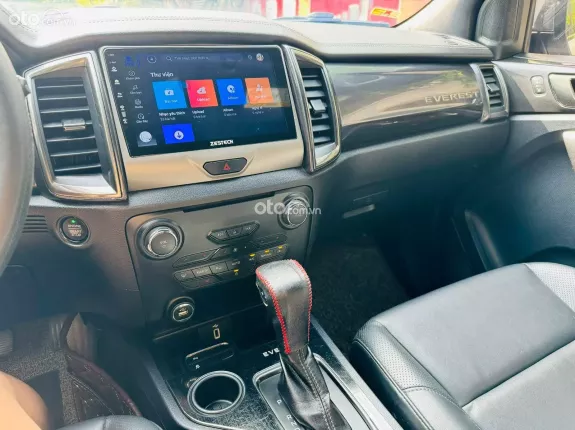Ford Everest Titanium 2.0 AT 4x2 2018 - 🆘 Ford Everest Titanium 2.0 AT 4x2 2018 🆘
