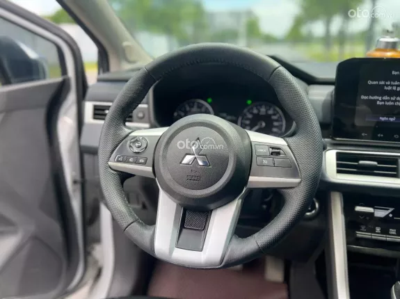 Mitsubishi Xpander Cross 2022 - Xe chạy 4 vạn km, bản cao cấp nhất