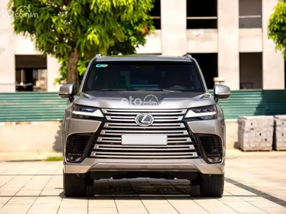 Lexus LX 600 VIP 2023 - Lexus LX600 VIP xe siêu lướt