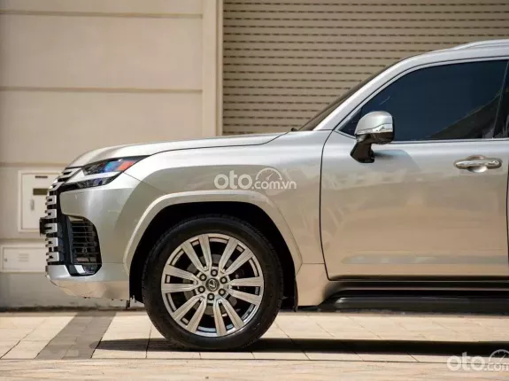 Lexus LX 600 VIP 2023 - Lexus LX600 VIP xe siêu lướt