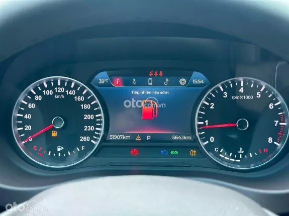 VinFast LUX A2.0 Tiêu chuẩn 2022 - Xe đẹp, giá tốt, hỗ trợ trả góp lãi suất ưu đãi