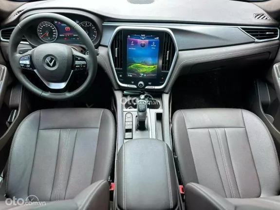 VinFast LUX A2.0 Tiêu chuẩn 2022 - Xe đẹp, giá tốt, hỗ trợ trả góp lãi suất ưu đãi