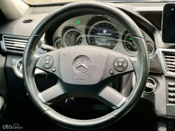 Mercedes-Benz E250 2010 - Gía tốt giao ngay, xe đẹp, trang bị nhiều Options