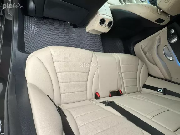 Mercedes-Benz C200 2018 - Gía 795 triệu