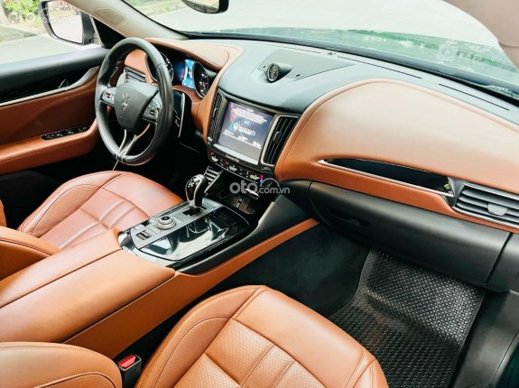 Maserati Levante 3.0L S V6 2016 - Biển Hà Nội chất lượng xuất sắc; Option nhiều miên man