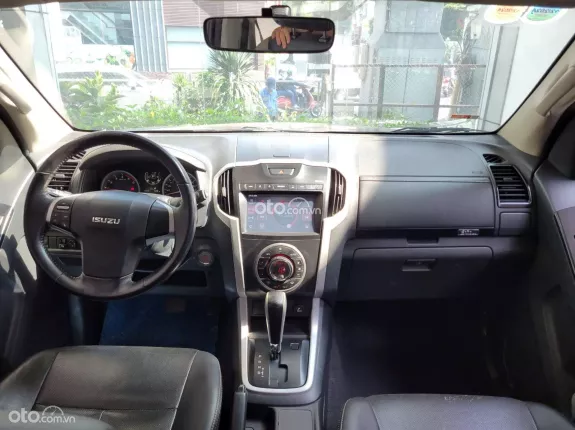 Isuzu D-Max LS Prestige 1.9 4x2 AT 2018 - Màu đen Xuất hóa đơn cao