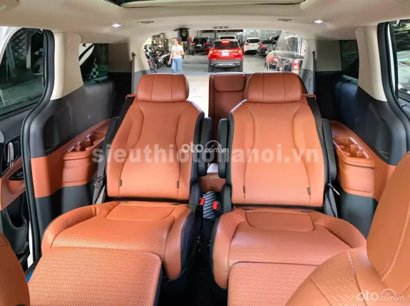 Kia Carnival 2.2D Signature 2021 - Xe màu trắng cực mới, biển thành phố, chạy lướt hơn 2 vạn km, trang bị full option
