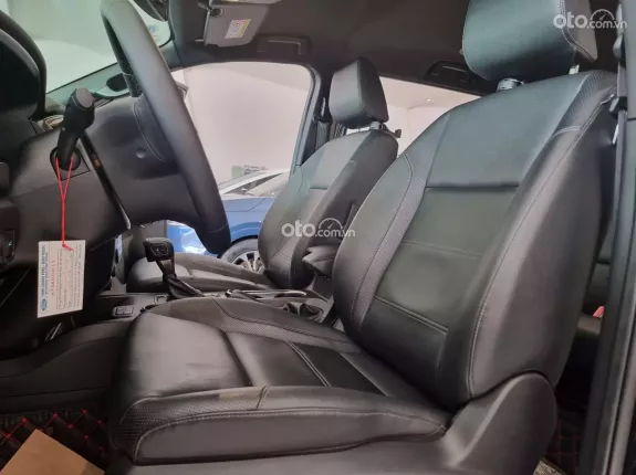 Ford Everest Titanium 2.0 AT 4x2 2022 - Dầu tự động, máy biturbo, odo chuẩn 4 vạn km, hỗ trợ trả góp