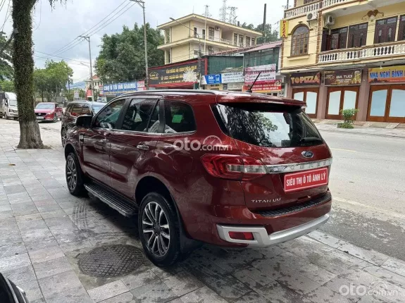 Ford Everest Titanium 2.0 AT 4x2 2021 - SUV 7 chỗ cực đẹp, máy dầu cực khỏe, keo chỉ Zin tuyệt đối