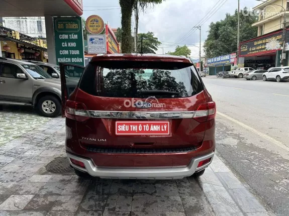 Ford Everest Titanium 2.0 AT 4x2 2021 - SUV 7 chỗ cực đẹp, máy dầu cực khỏe, keo chỉ Zin tuyệt đối