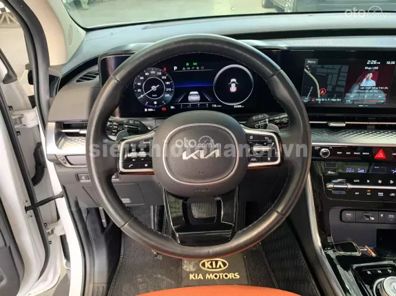 Kia Carnival 2.2D Signature 2021 - Xe màu trắng cực mới, biển thành phố, chạy lướt hơn 2 vạn km, trang bị full option