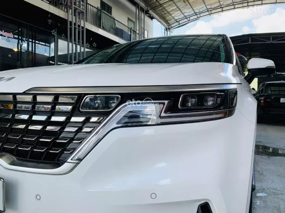 Kia Carnival 2.2D Signature 2021 - Dầu cao cấp, logo, nội thất mới, chạy đúng 25.000km, hỗ trợ góp