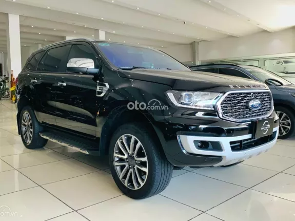 Ford Everest Titanium 2.0 AT 4x2 2022 - Dầu tự động, máy biturbo, odo chuẩn 4 vạn km, hỗ trợ trả góp