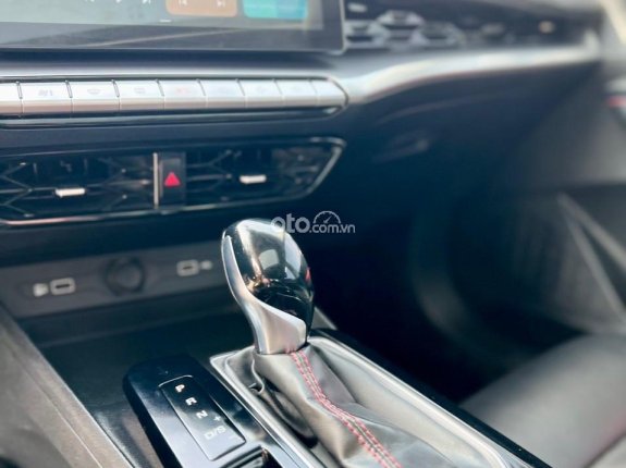 MG 5 1.5L Luxury 2022 - Rất nhiều đồ chơi