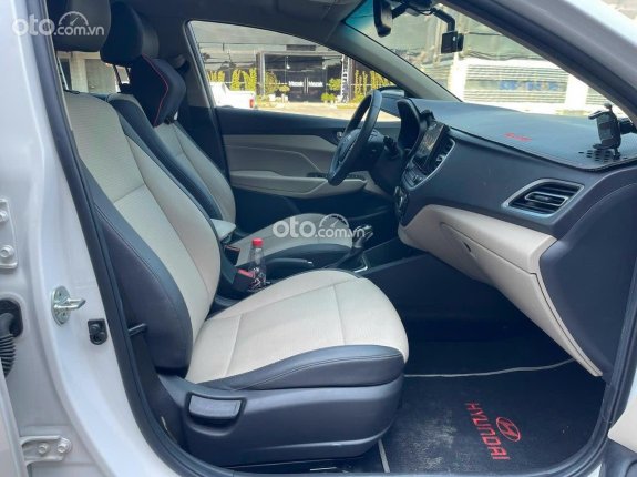 Hyundai Accent 1.4 AT Đặc biệt 2022 - Một chủ đi chuẩn 23 ngàn kilomet