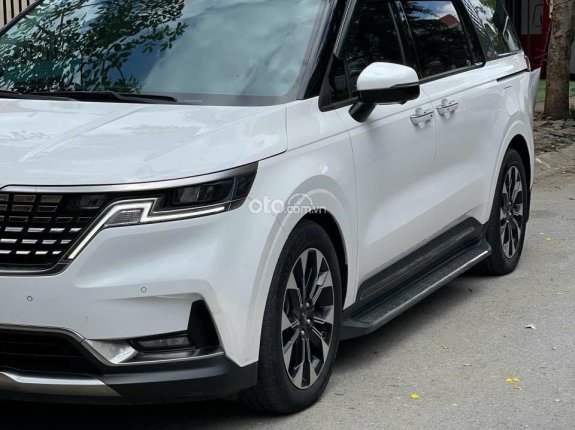 Kia Carnival 2.2D Premium 2023 - 8 ghế full dầu đi chuẩn một chủ mua mới đi chuẩn 19 ngàn kilomet