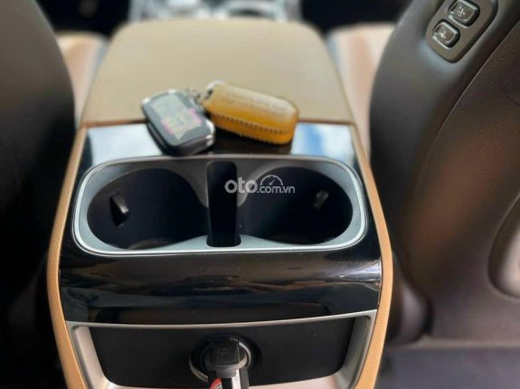 Kia Carnival 2.2D Premium 2023 - 8 ghế full dầu đi chuẩn một chủ mua mới đi chuẩn 19 ngàn kilomet