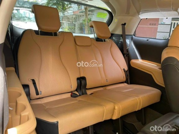 Kia Carnival 2.2D Premium 2023 - 8 ghế full dầu đi chuẩn một chủ mua mới đi chuẩn 19 ngàn kilomet