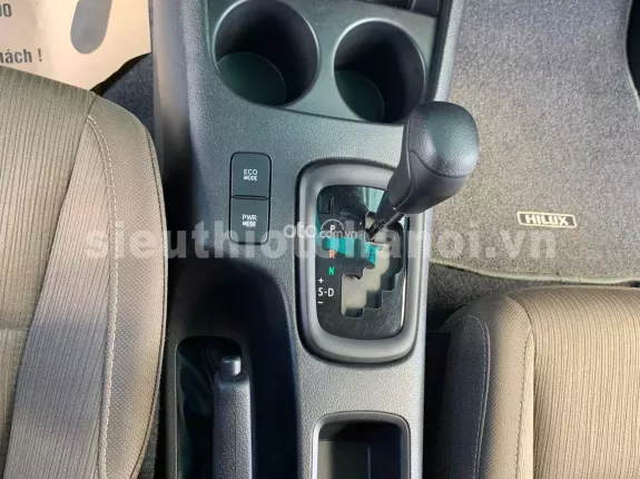 Toyota Hilux 2.4E 4×2 AT 2019 - Xe nhập Thái, máy dầu số tự động, zin nguyên bản, đã lên màn hình Android, nắp thùng