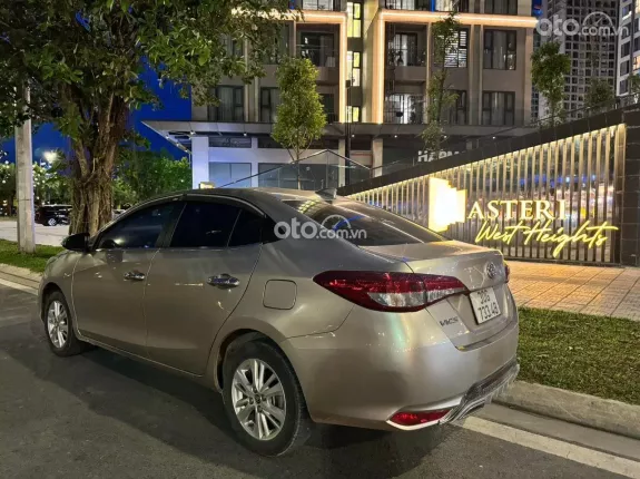 Toyota Vios 1.5 E CVT 2020 - Bán 395 triệu