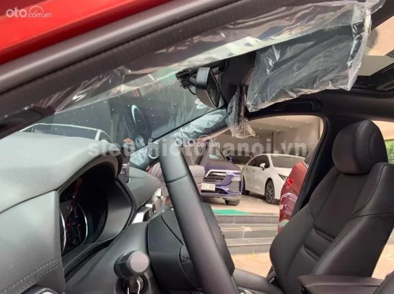 Mazda CX-8 Luxury 2022 - Xe màu đỏ pha lê cực mới, siêu lướt 8.000km, form mới có cửa sổ trời, biển thành phố