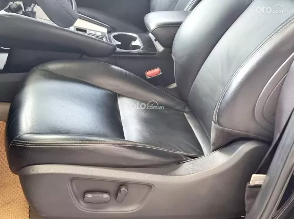 Mitsubishi Pajero Sport D 4x2 AT 2021 - Bản dầu 1 cầu số tự động, odo 56.000km, hỗ trợ góp