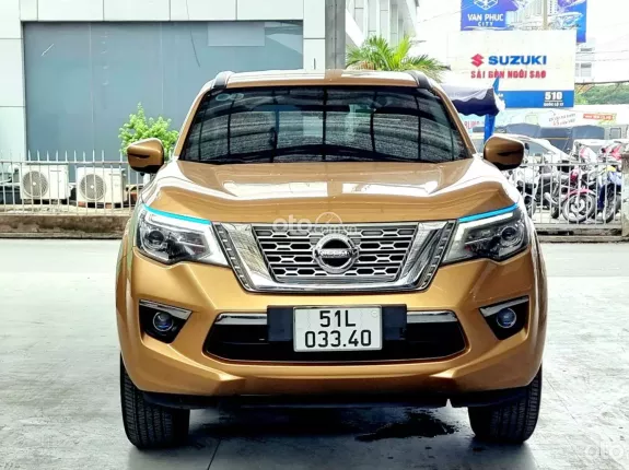 Nissan Terra 2.5L E 2WD AT 2019 - Máy xăng số tự động, odo 5 vạn km, hỗ trợ góp