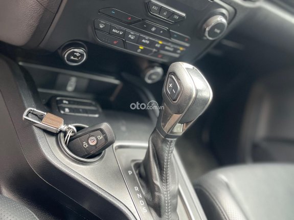 Ford Everest Titanium 2.0 AT 4x2 2019 - 1 chủ 7v full lịch sử hãng, hơn 800 chút