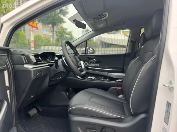 Hyundai Custin 1.5T-GDi Tiêu chuẩn 2023 - Giá Còn Cực Tốt