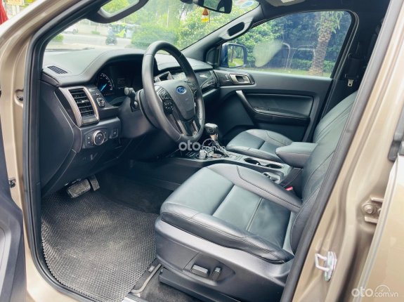 Ford Everest Titanium 2.0 AT 4x2 2019 - 1 chủ 7v full lịch sử hãng, hơn 800 chút