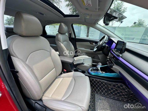 Kia Cerato 1.6 AT Luxury 2021 - Cerato 1.6 Luxury 2021