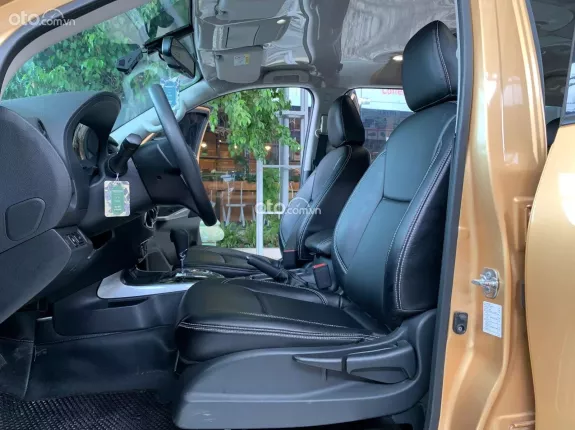 Nissan Terra 2.5L E 2WD AT 2019 - Máy xăng số tự động, odo 5 vạn km, hỗ trợ góp
