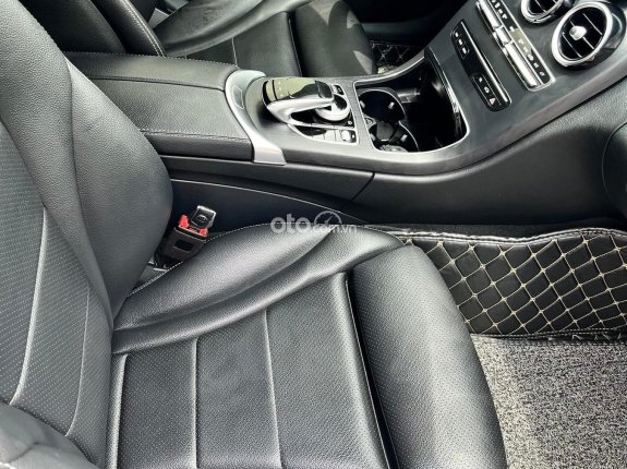 Mercedes-Benz C180 AMG 2020 - Cực mới