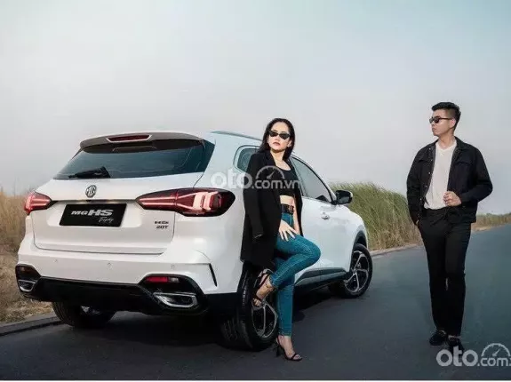 MG HS 2024 - Giảm 100% lệ phí trước bạ, tặng 2 năm bảo hiểm thân vỏ - Liên hệ Hotline để hỗ trợ tốt