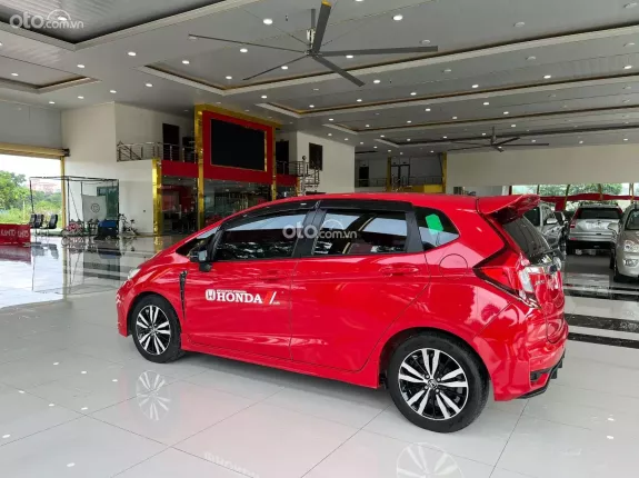 Honda Jazz RS 2018 - Hatback chất lượng, khung vỏ cứng cáp, xe Zin 100%